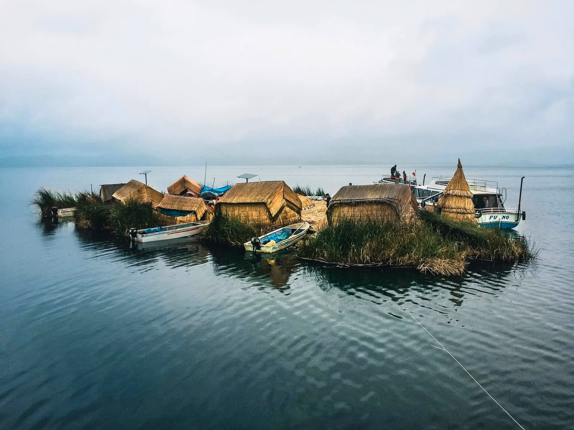 Lago Titicaca y Uros en Puno